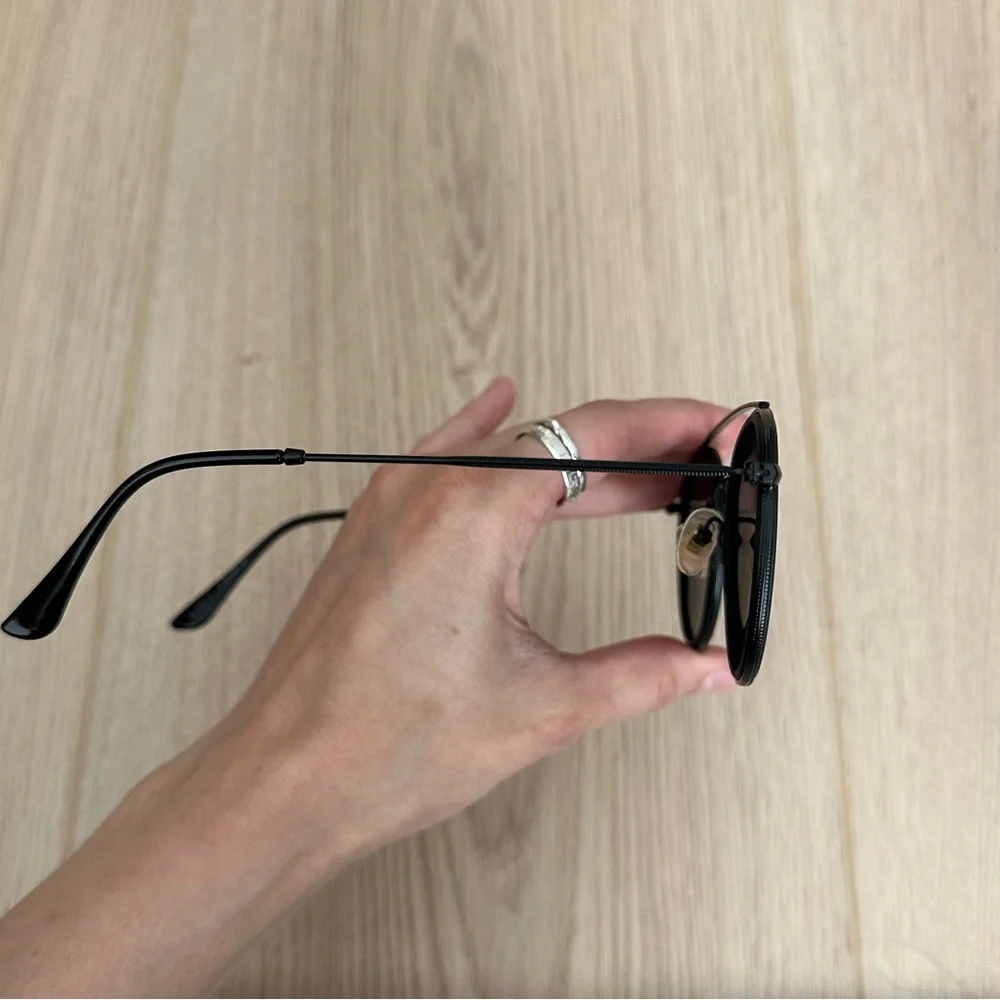 EUC Black Sunnies